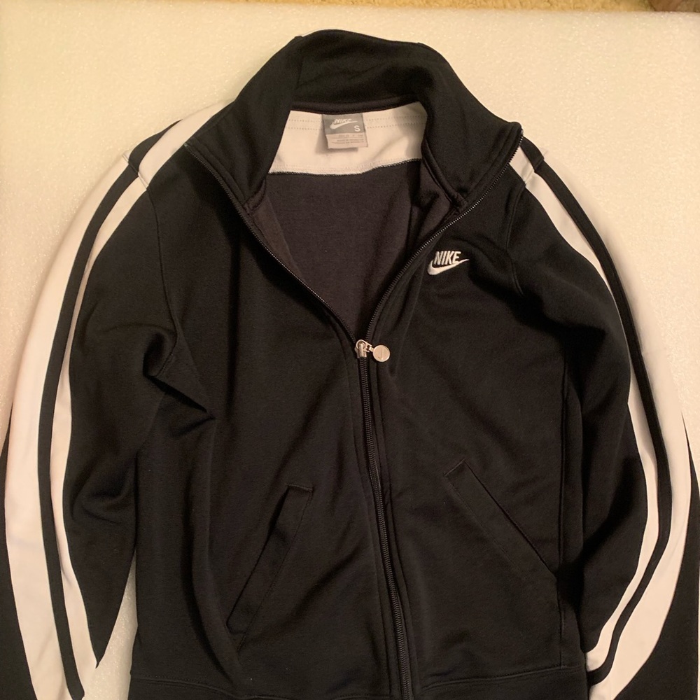 Black Vintage Nike Zipup